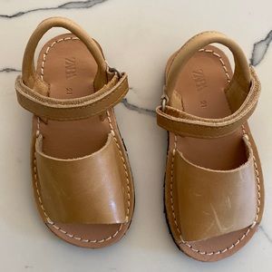 Zara baby sandals NWOT